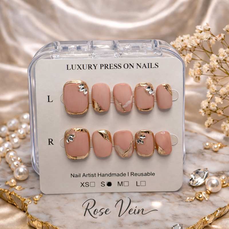 Minimal / Clean Girl